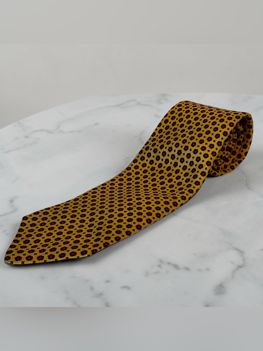 Brooks Brothers Makers Silk Tie Yellow USA New
